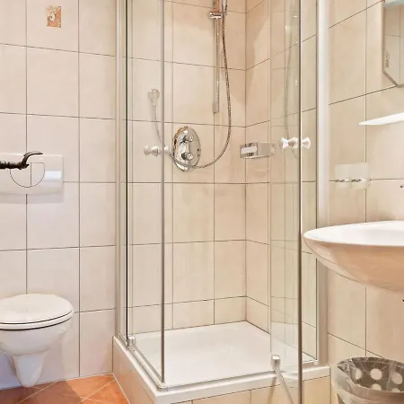 Quaint In With Terrace Vila *